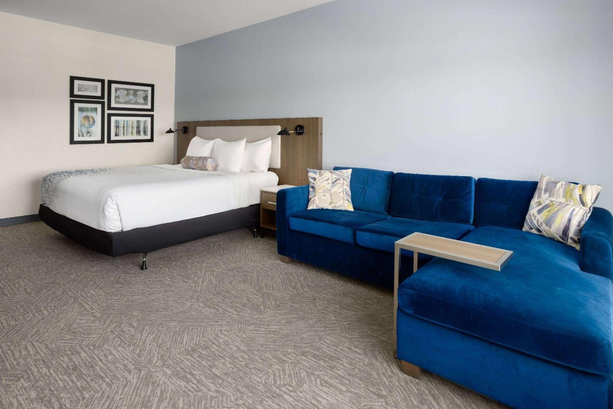 La Quinta Inn & Suites By Wyndham Locust Grove Eksteriør billede