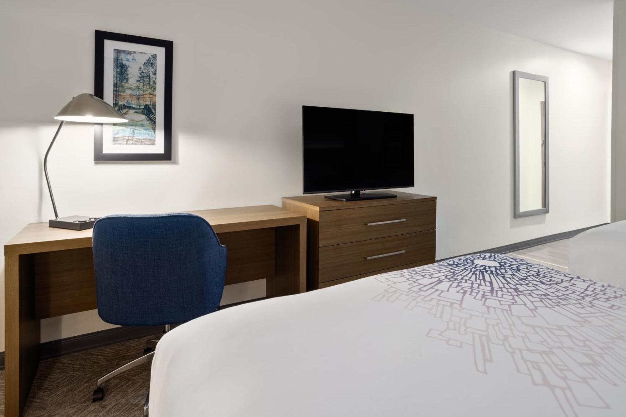 La Quinta Inn & Suites By Wyndham Locust Grove Eksteriør billede
