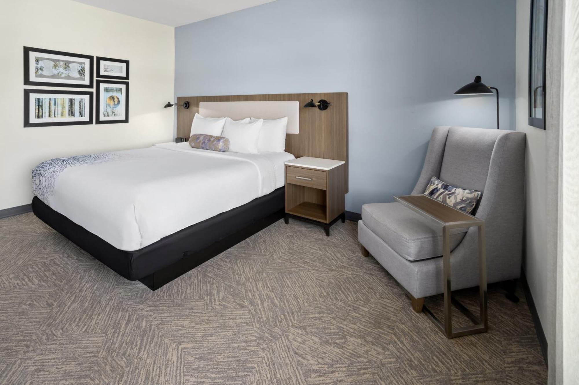 La Quinta Inn & Suites By Wyndham Locust Grove Eksteriør billede